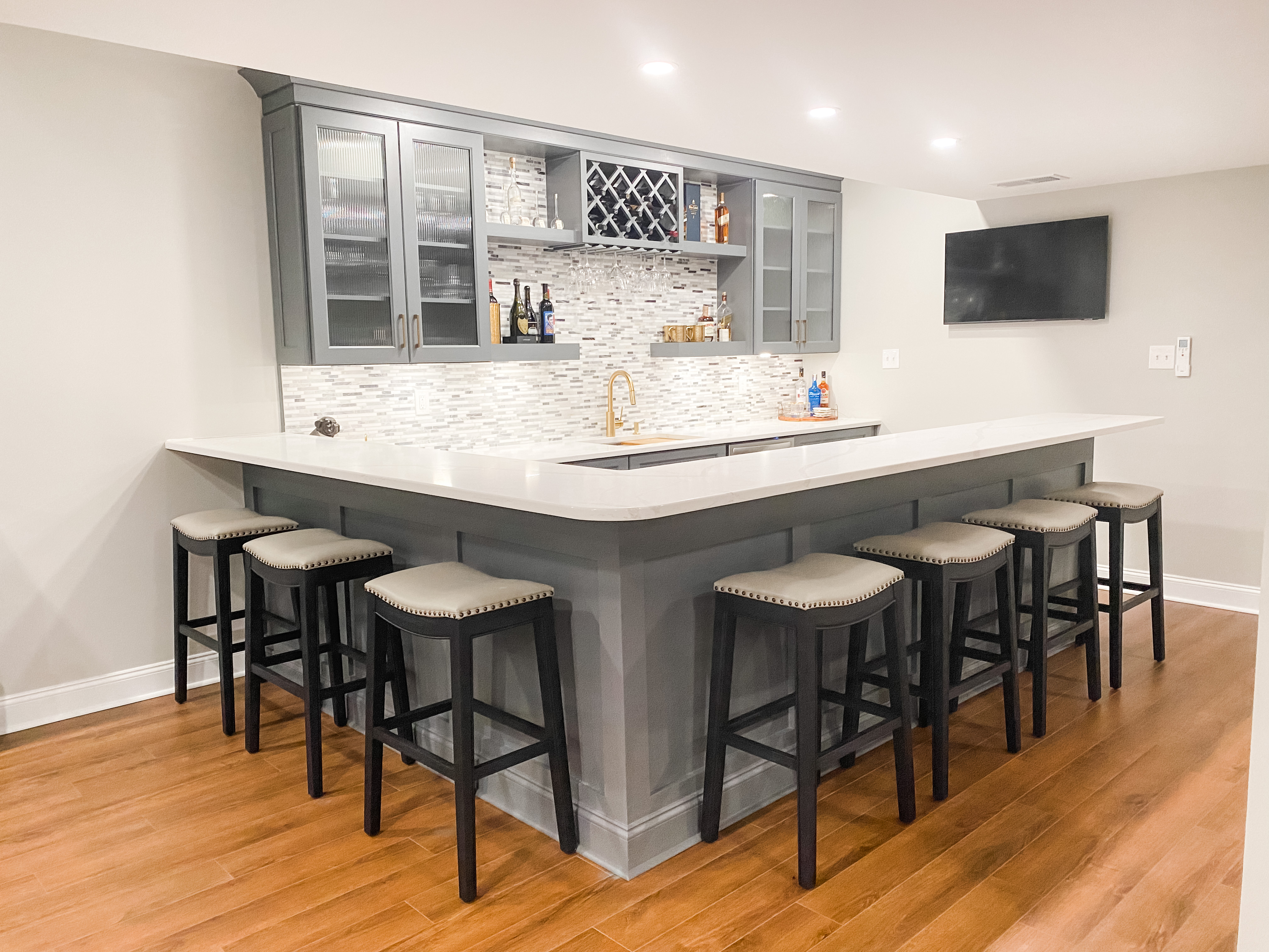 Schwenksville basement bar